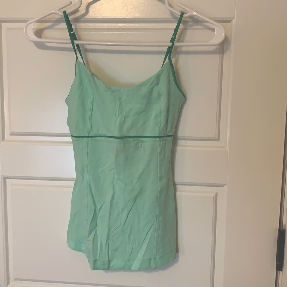 Lululemon Size 2 tank